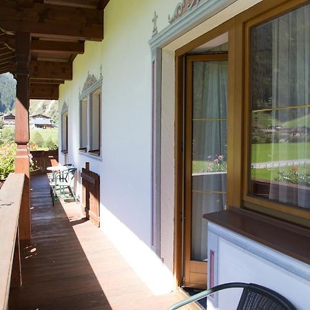 Pension Peter Neustift im Stubaital Exterior photo