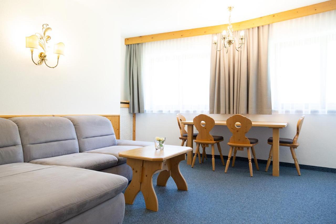 Pension Peter Neustift im Stubaital Exterior photo